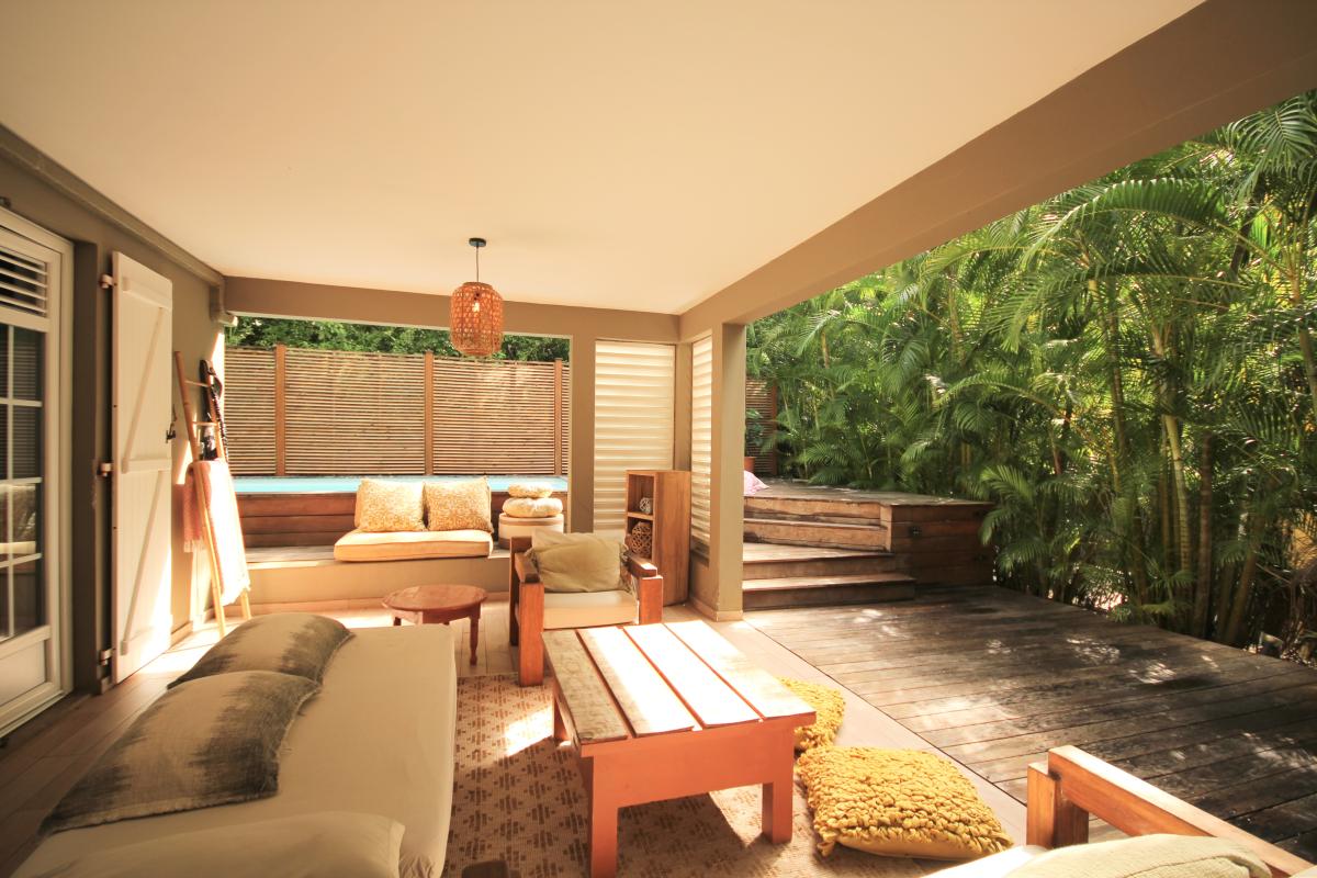 Location Villa 3 chambres Trois Ilets  - vue complète Terrasse piscine